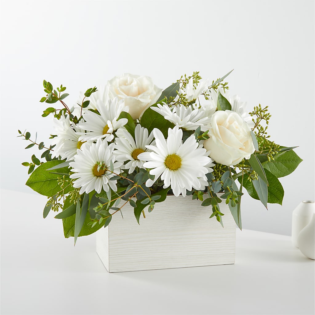 Fresh Linen Box Bouquet – Platte Floral, Colorado Springs CO