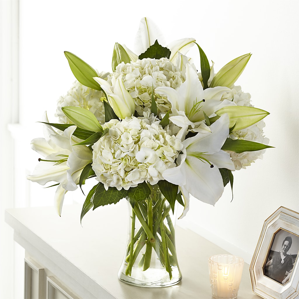 Compassionate Lily Bouquet – Platte Floral, Colorado Springs CO