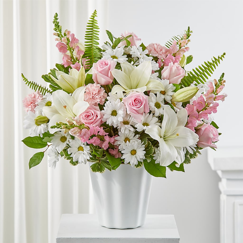 Soft Touch Tabletop Basket – Platte Floral, Colorado Springs CO