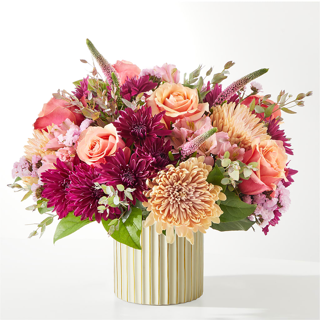Berry Cobbler Bouquet with Ivory Vase – Platte Floral, Colorado Springs CO
